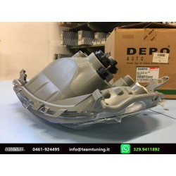 Toyota Yaris P1 99-05 Gruppo Ottico Anteriore Destro Reg. Elettrica  Nuovo DEPO-212-11F-7R-LD-EM-334994-8111052360-811300D0800