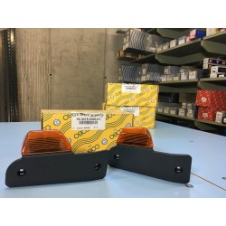 Kit lampeggiatori Luce Arancio Con Staffe Applicazioni Autocarri Mezzi Agricoli Nuovo Originale COBO-04.418.0000.01